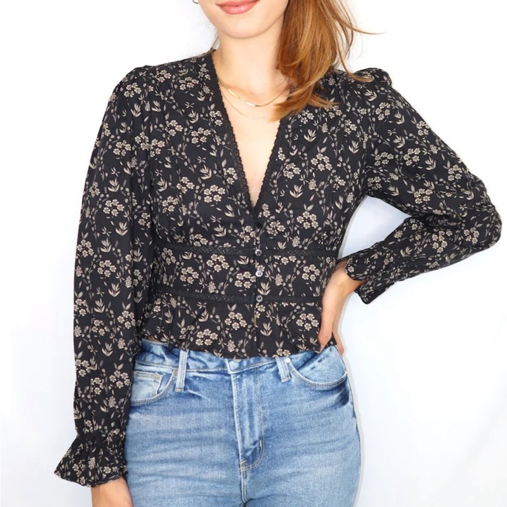 NWT! dress forum Los Angeles blouse. Purchased at my local boutique. Size small.